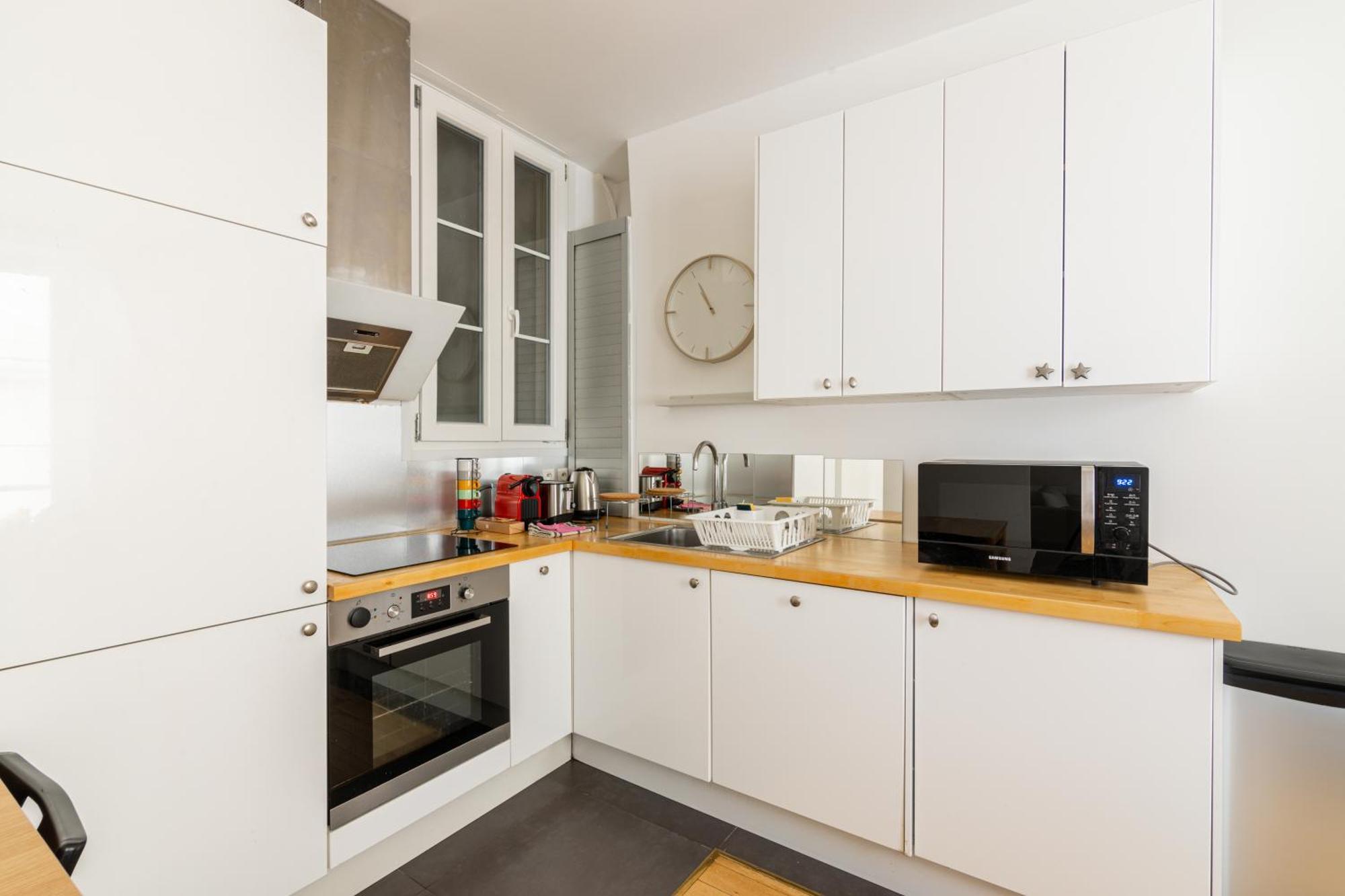 Luxurious 1 Bedroom Republique Vinaigriers Free Netflix 파리 외부 사진